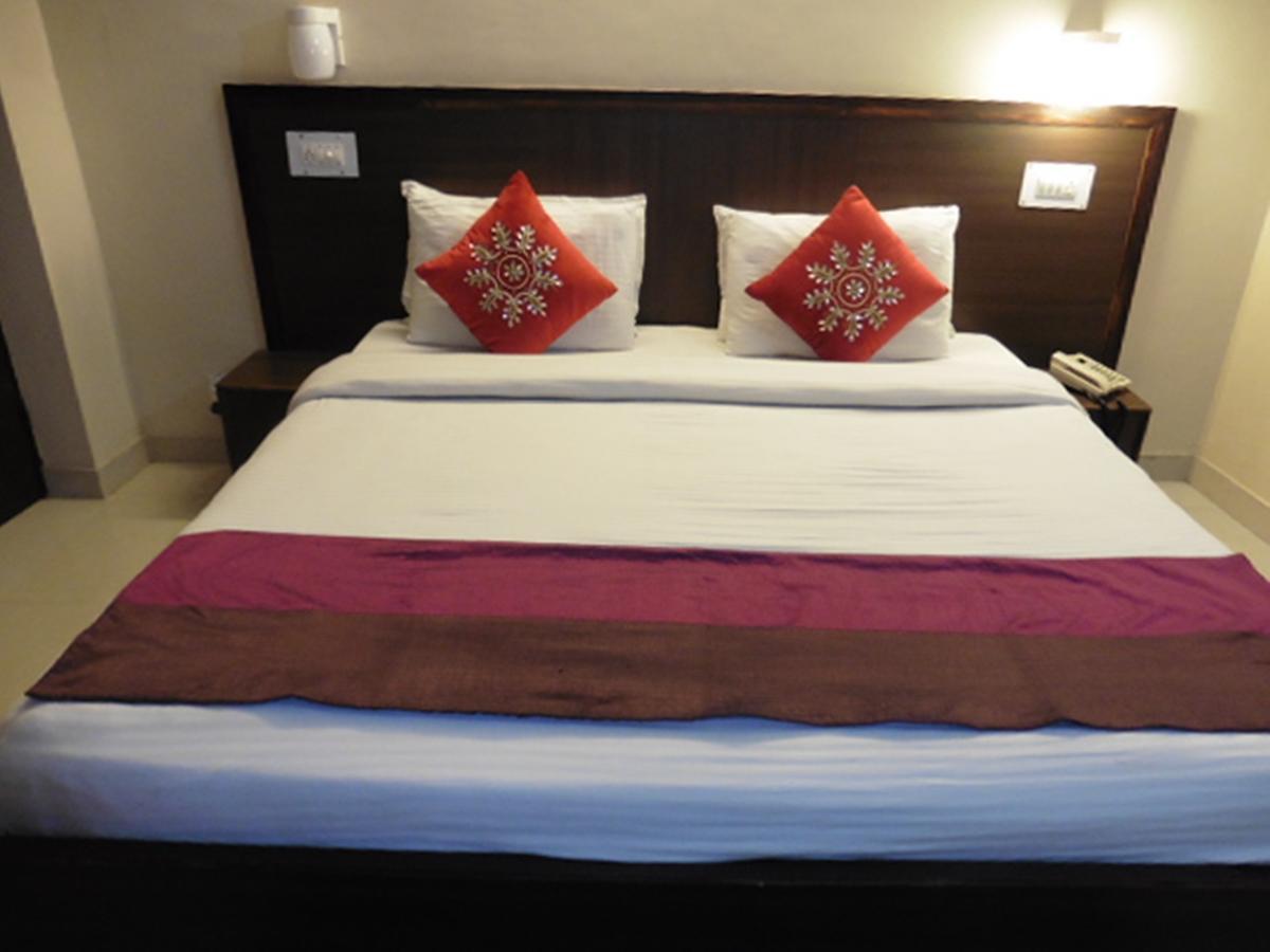 City Light Hotel Dalhousie Buitenkant foto